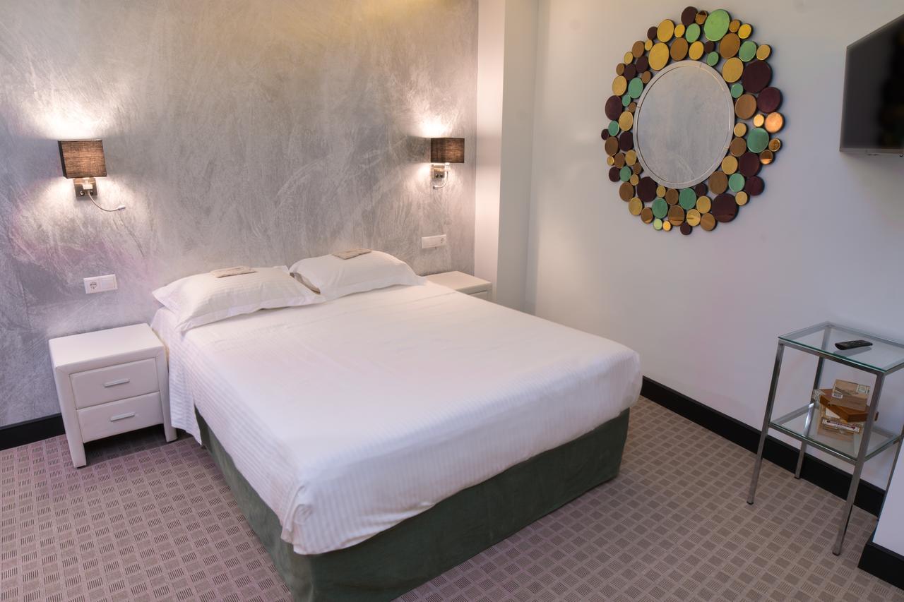 Andromeda Downtown Suites Athén Kültér fotó